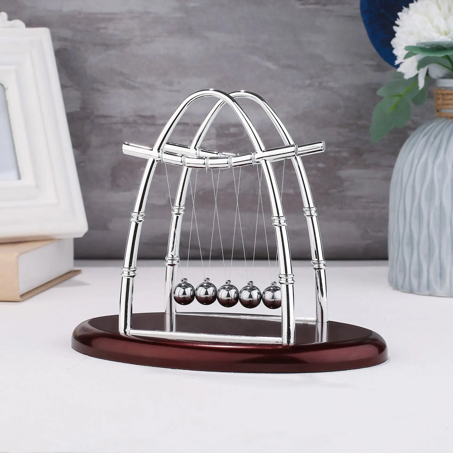 Steel Cradle Desktop Pendulum